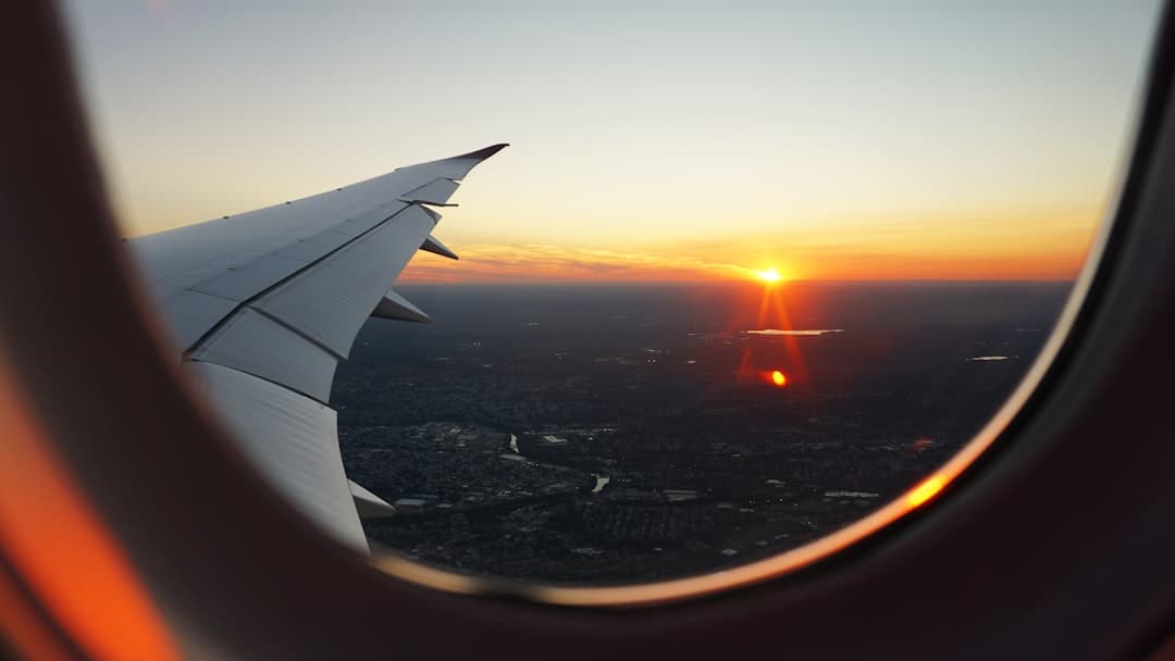Best Time to Fly from the USA to Kenya